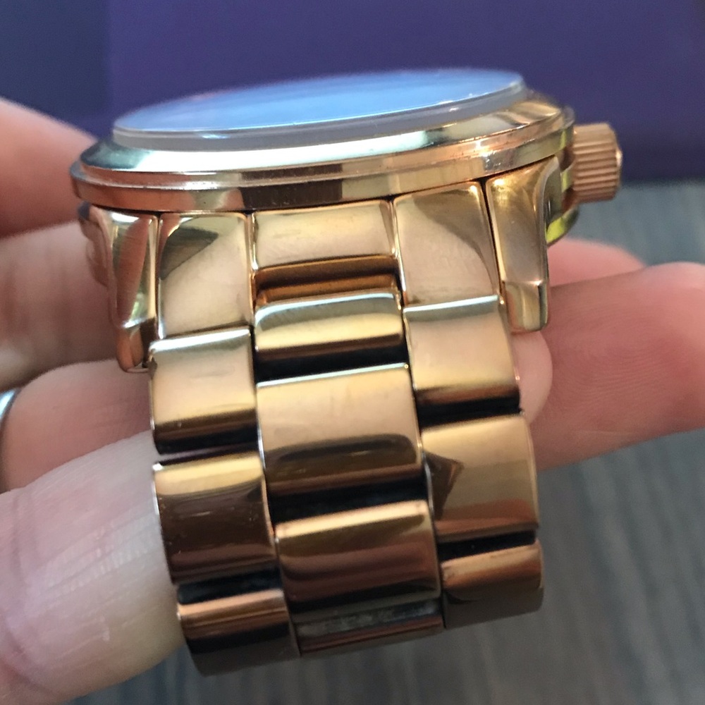 Rose gold Michael Kors Big face watch - Picture 2 of 5